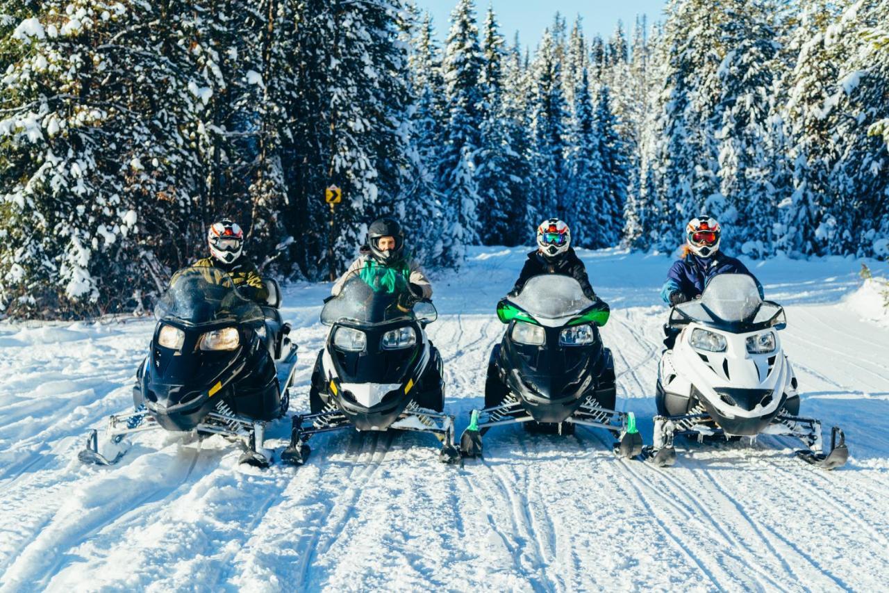 White Crystal Inn Big White Eksteriør billede